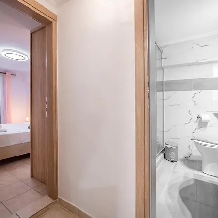 Flat With Patio Near Acropolis & Herodion Афины Экстерьер фото