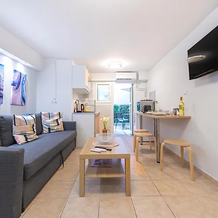 Flat With Patio Near Acropolis & Herodion Афины Экстерьер фото