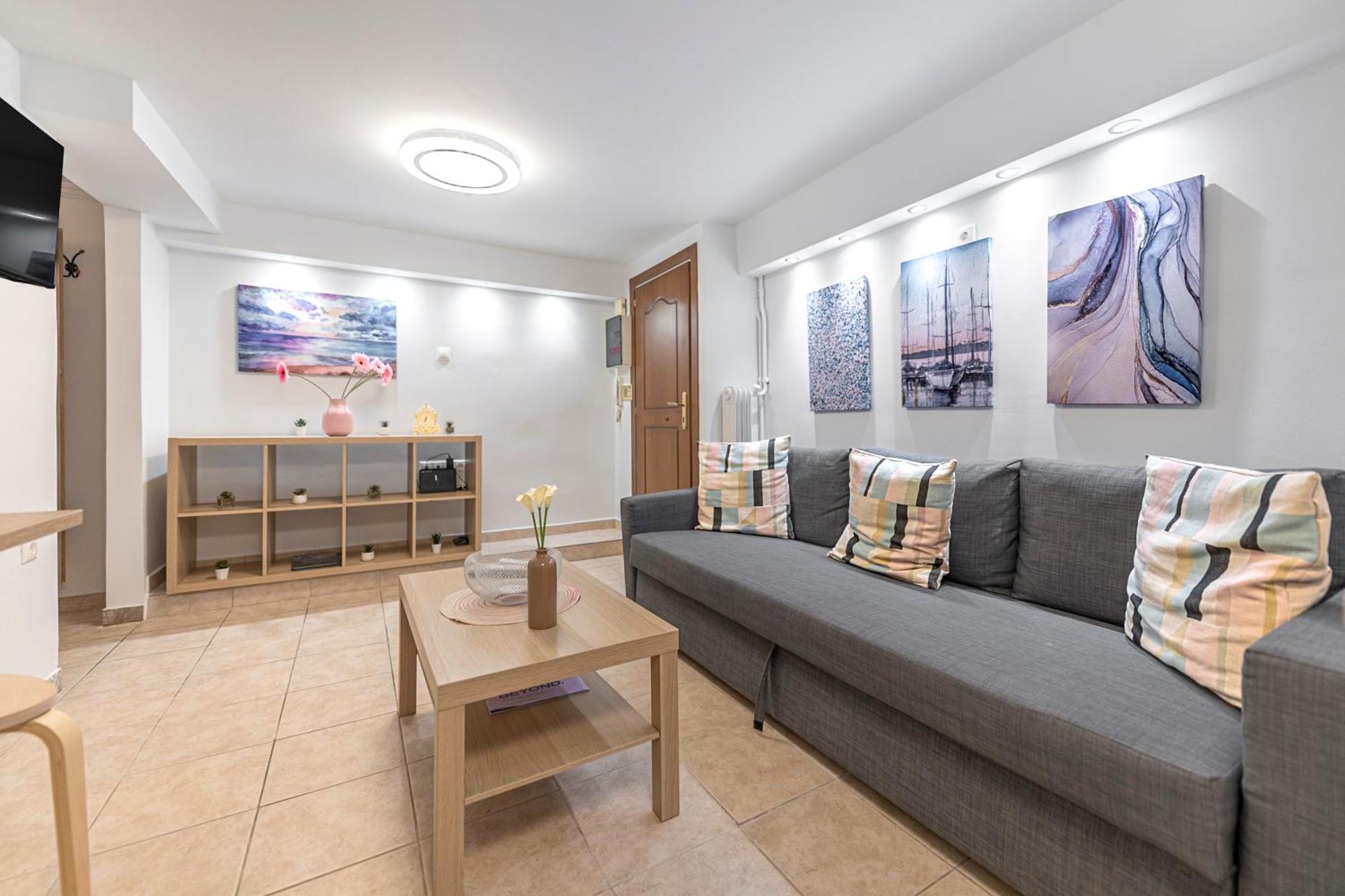 Apartment Flat With Patio Near Acropolis & Herodion Athens