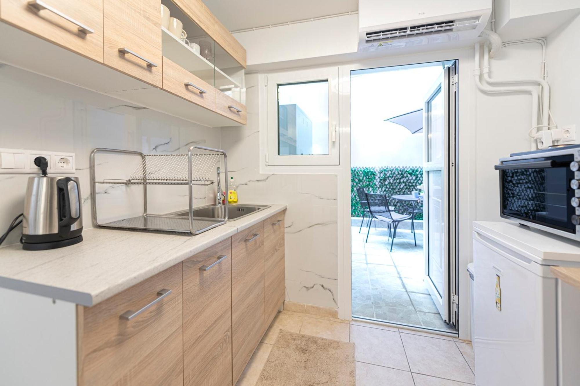 Flat With Patio Near Acropolis & Herodion Apartment Athens
